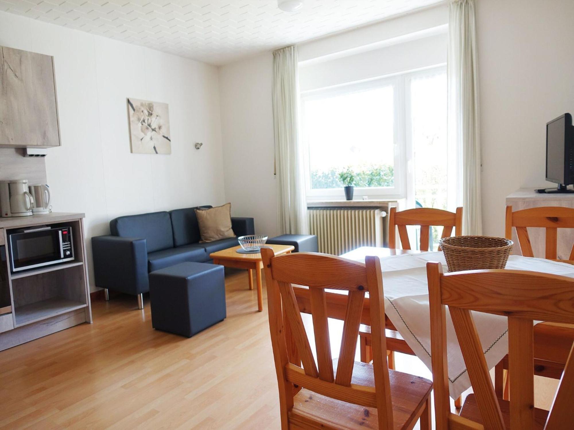 Holiday home In With Forest View Bollendorf